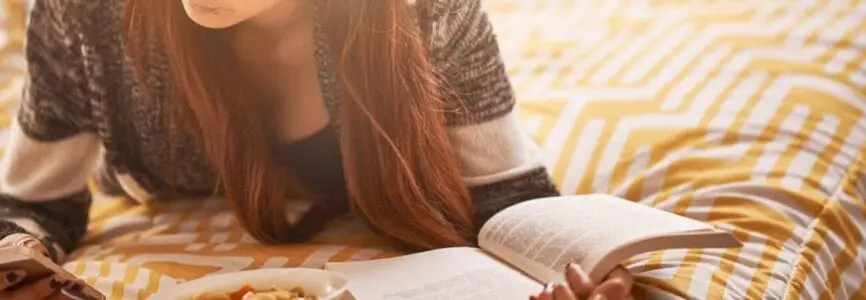 girl reading