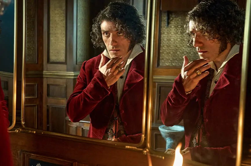 FRANKENSTEIN. Oscar Isaac as Victor Frankenstein in Frankenstein. Cr. Ken Woroner/Netflix © 2025.