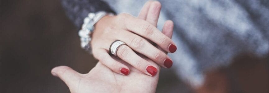 hand with wedding ring