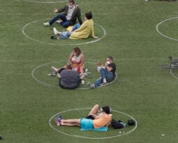 social distancing new york